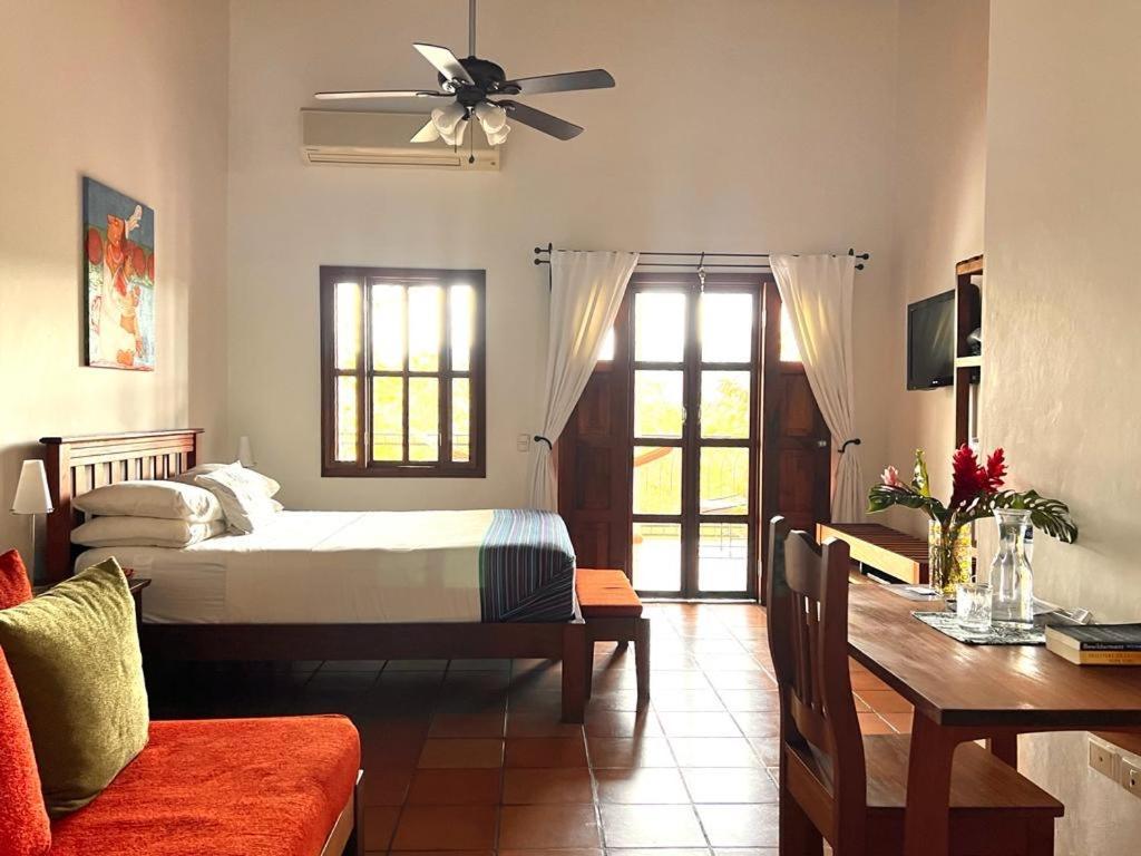 Terramaya Boutique Hotel Copan Exterior photo